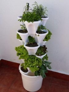 jardin vertical con macetas